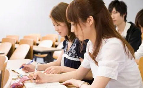 新世界日语的商务日语课程怎么样？
