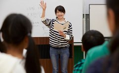 新世界教育新世界日语怎么写